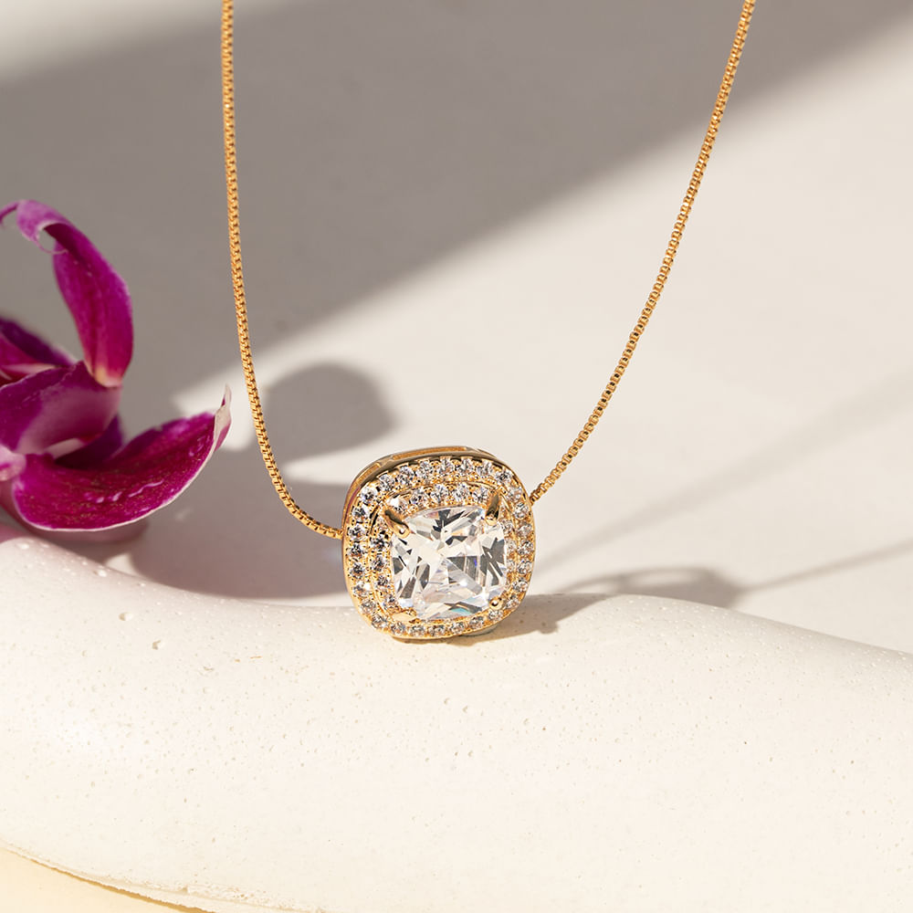 Conjunto Brinco e Colar Quadrado com Zircônias Brancas 50cm - Banho de Ouro 18k